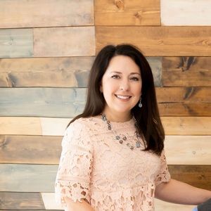 Meet your Posher, Hilary